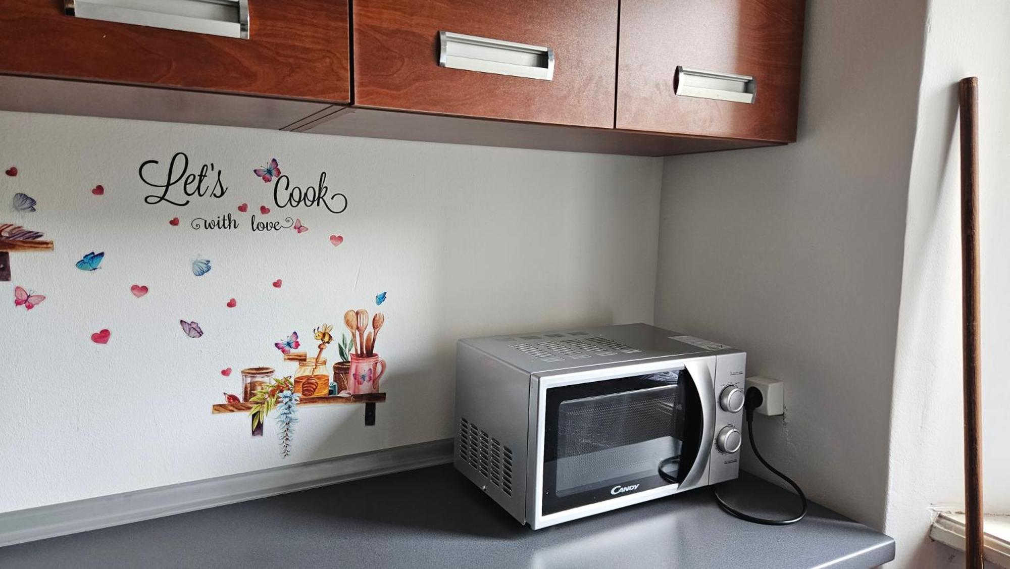 Leo Apartment