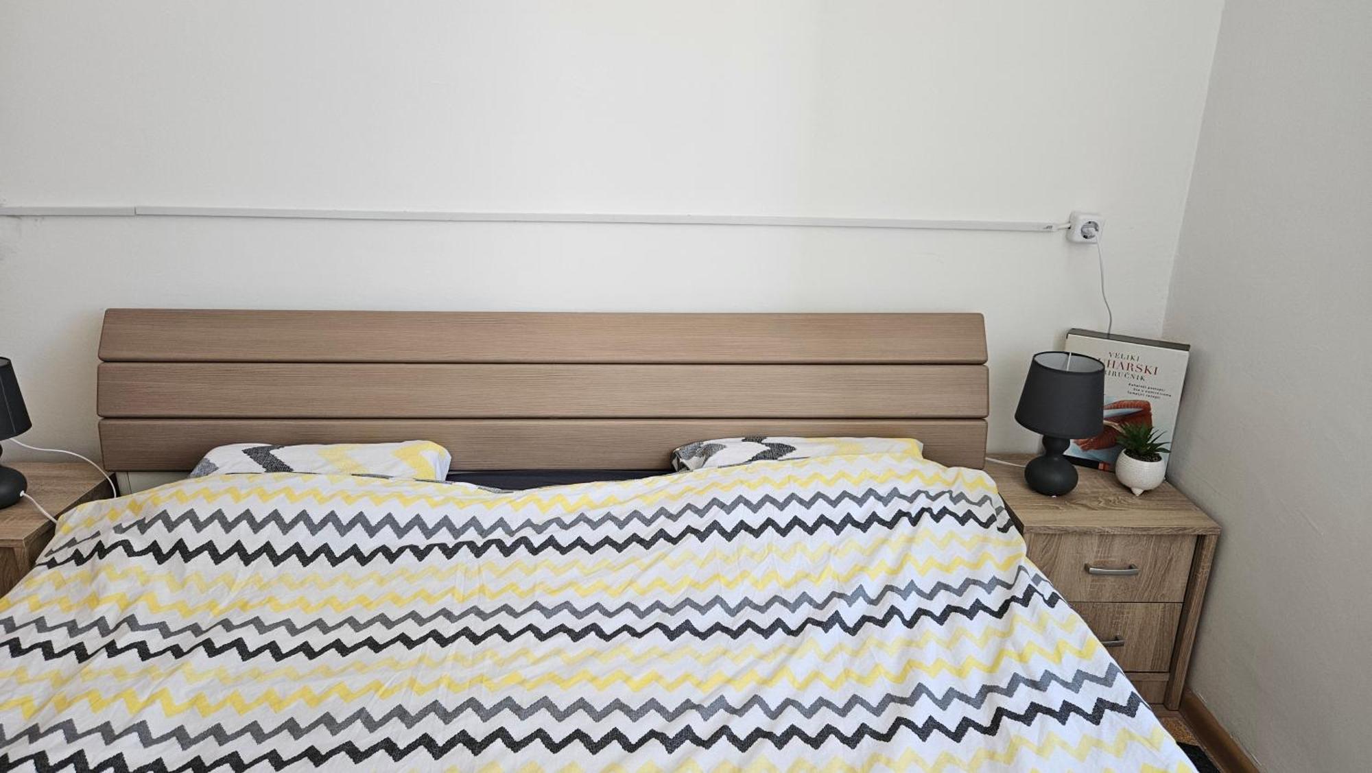 Leo Apartment *
