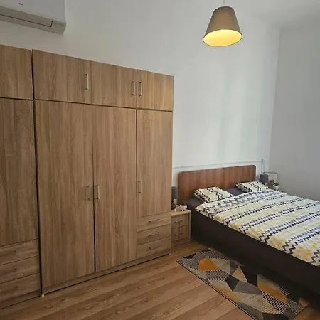 Apartman Leo Pula Exterior photo