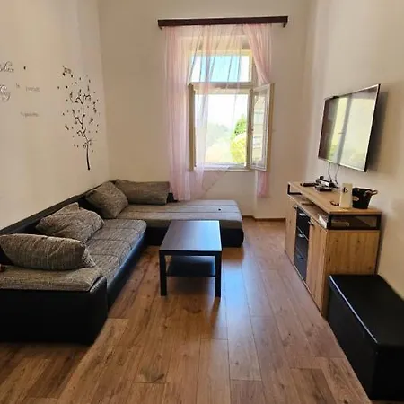 Apartman Leo Pula Exterior photo